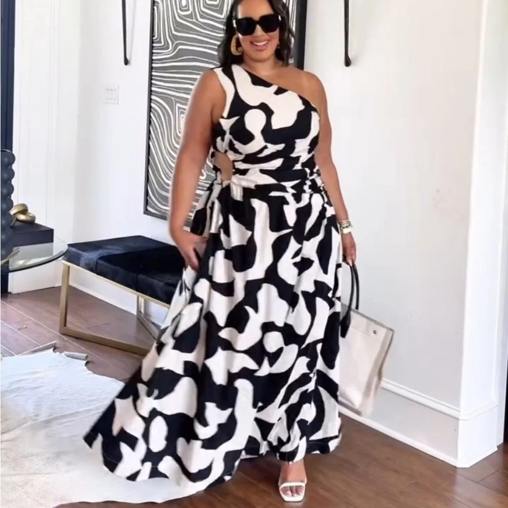 NEW Abercrombie & Fitch Black + White Abstract One Shoulder Cut Out Maxi Dress